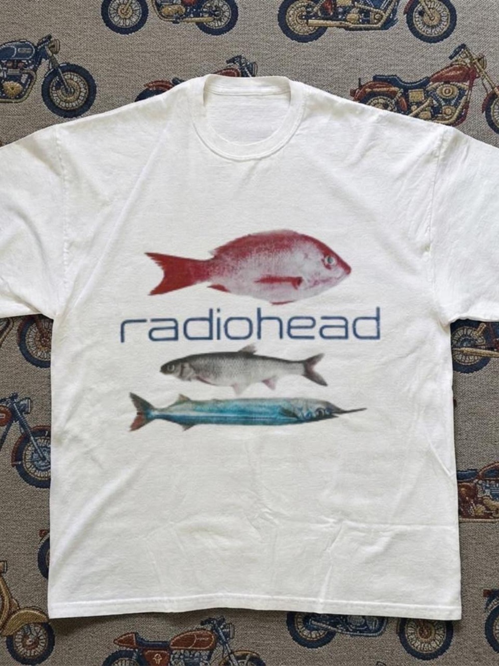 Gildan White Tee with Red, Gray, and Blue Fish Graphic - Radiohead